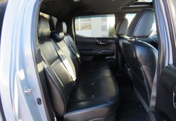 2019 Toyota Tacoma 4WD - Image 39