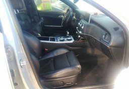 2019 Kia Stinger - Image 5