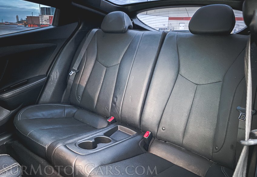 2016 Hyundai Veloster - Image 21