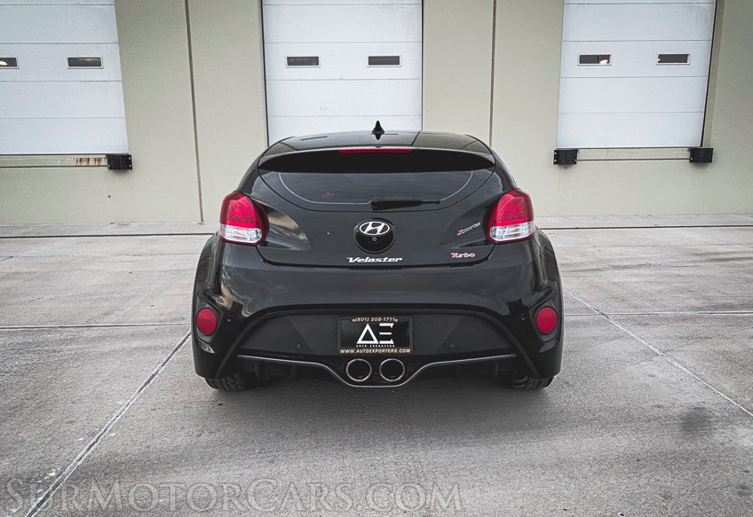 2016 Hyundai Veloster - Image 13
