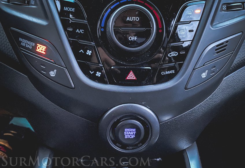 2016 Hyundai Veloster - Image 33
