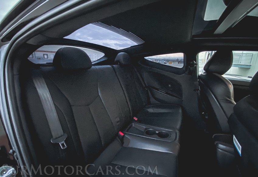 2016 Hyundai Veloster - Image 29