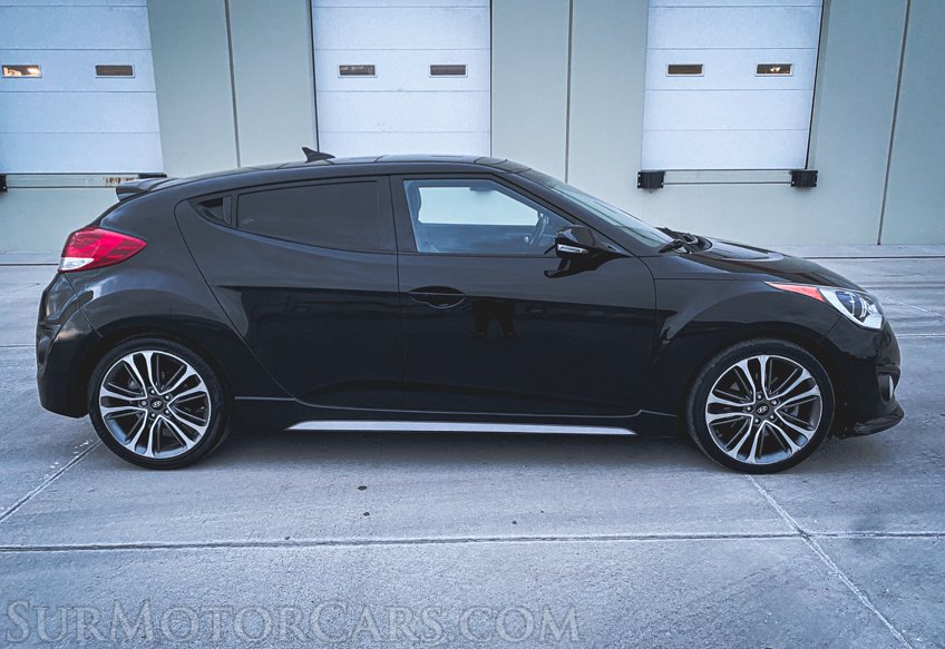 2016 Hyundai Veloster - Image 6