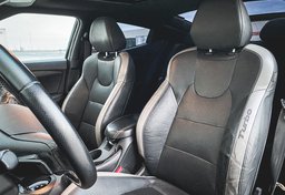2016 Hyundai Veloster - Image 19