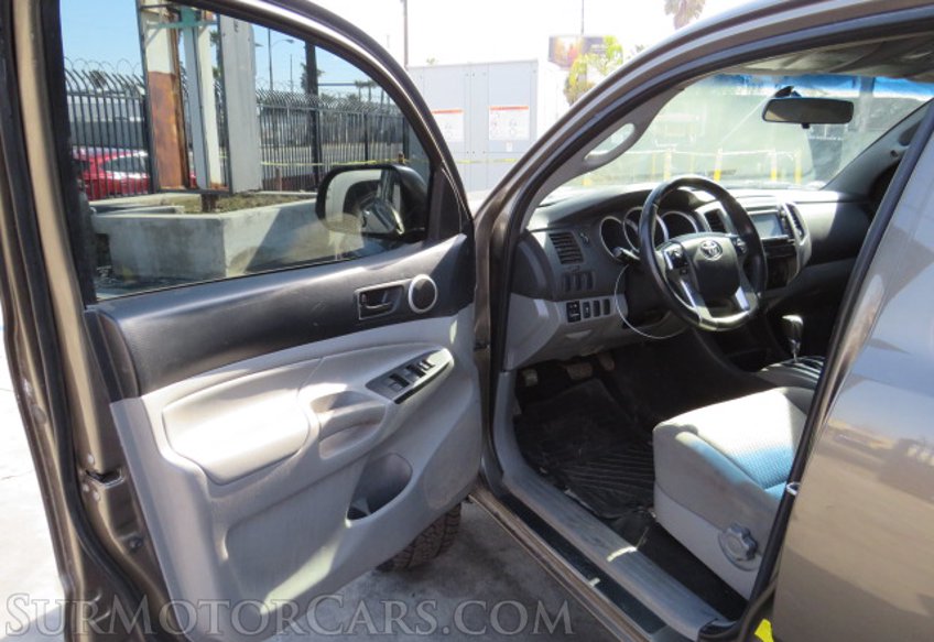 2014 Toyota Tacoma - Image 20