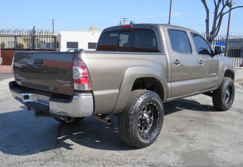 2014 Toyota Tacoma - Image 8