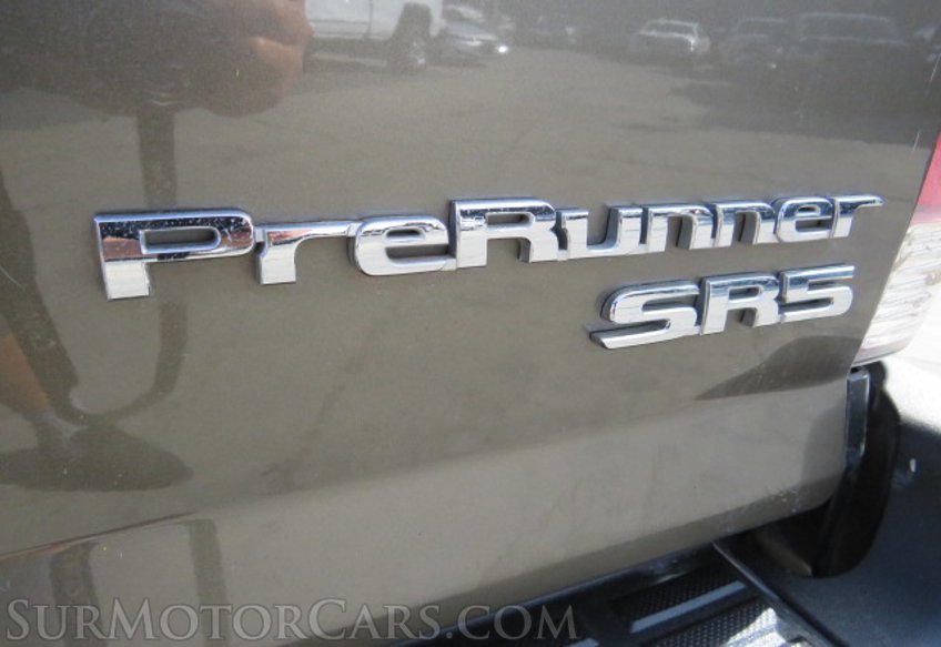 2014 Toyota Tacoma - Image 18