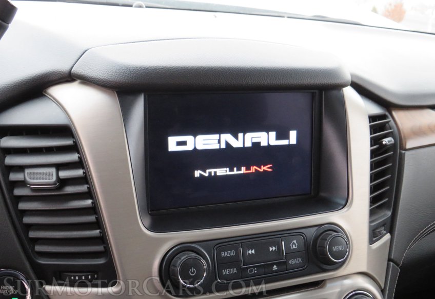 2020 GMC Yukon - Image 43