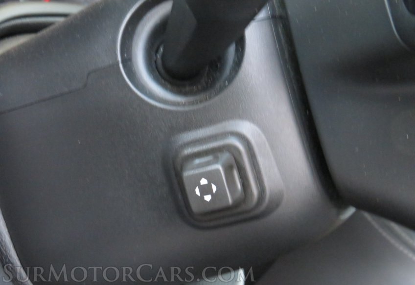 2020 GMC Yukon - Image 52