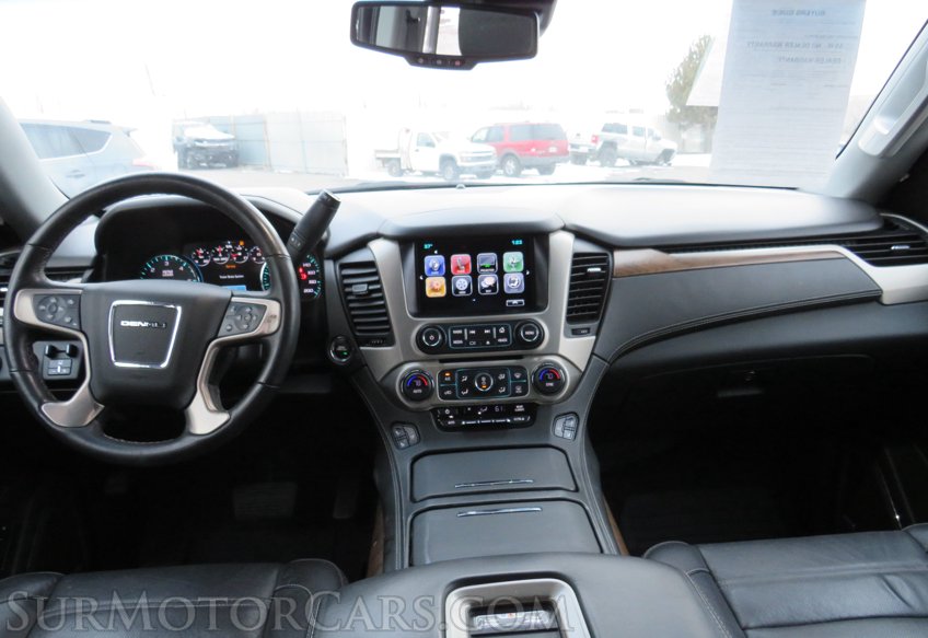 2020 GMC Yukon - Image 24