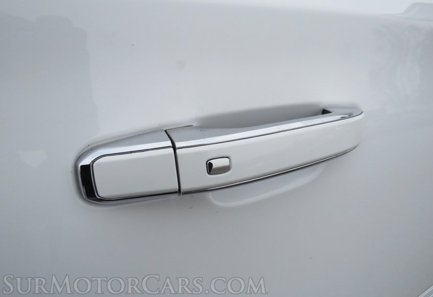 2020 GMC Yukon - Image 20