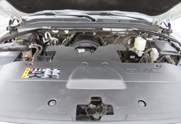 2020 GMC Yukon - Image 67