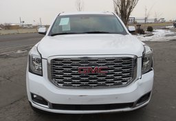 2020 GMC Yukon - Image 11