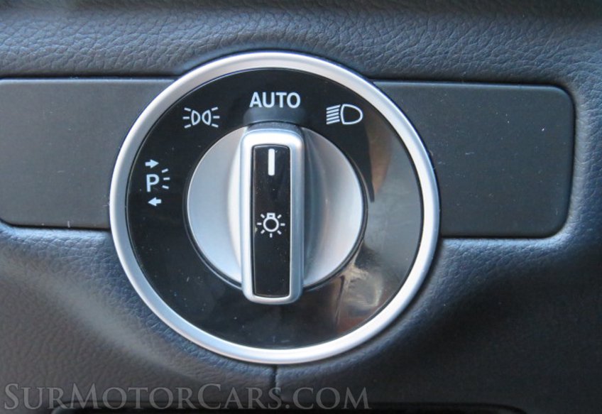 2013 Mercedes-Benz CLS - Image 40