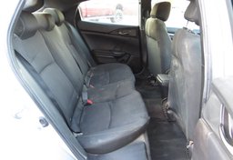 2018 Honda Civic Hatchback - Image 31