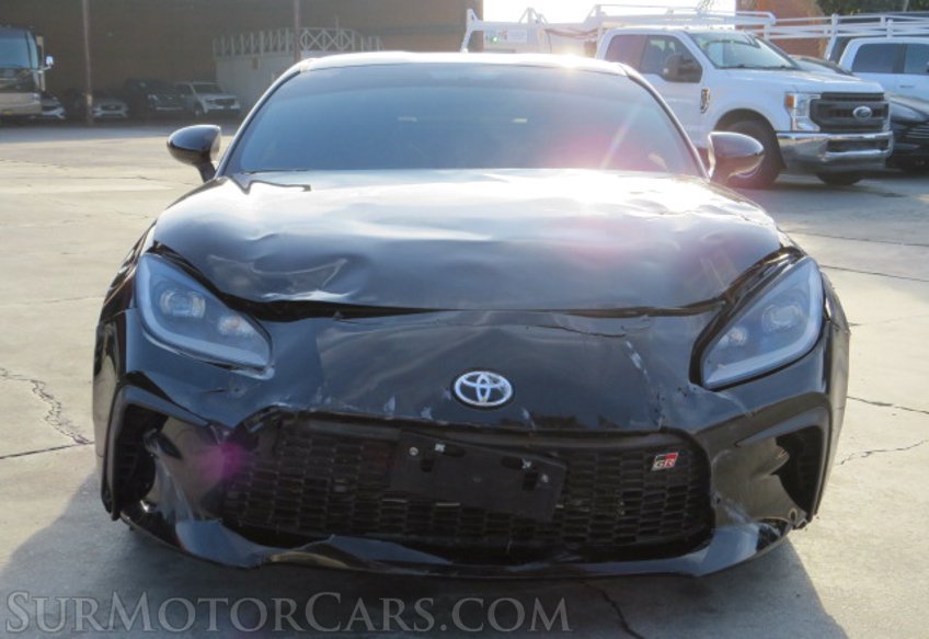 2023 Toyota GR86 - Image 7