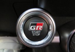 2023 Toyota GR86 - Image 38