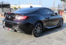 2023 Toyota GR86 - Image 12