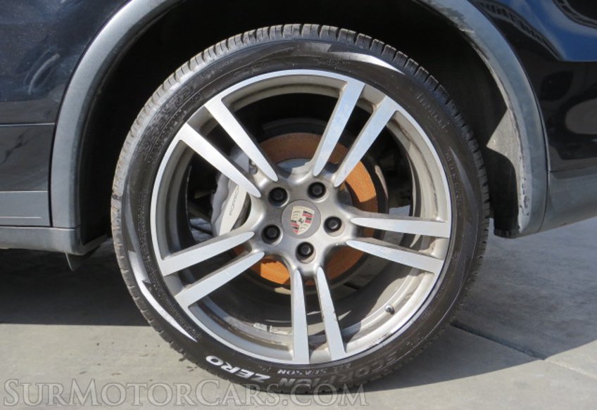 2012 Porsche Cayenne - Image 11