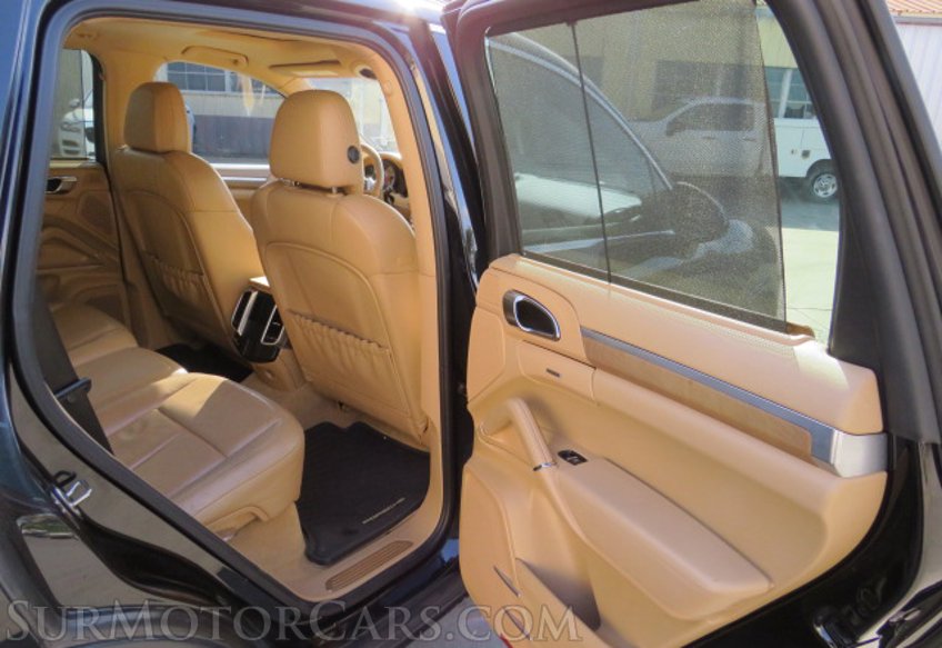 2012 Porsche Cayenne - Image 27