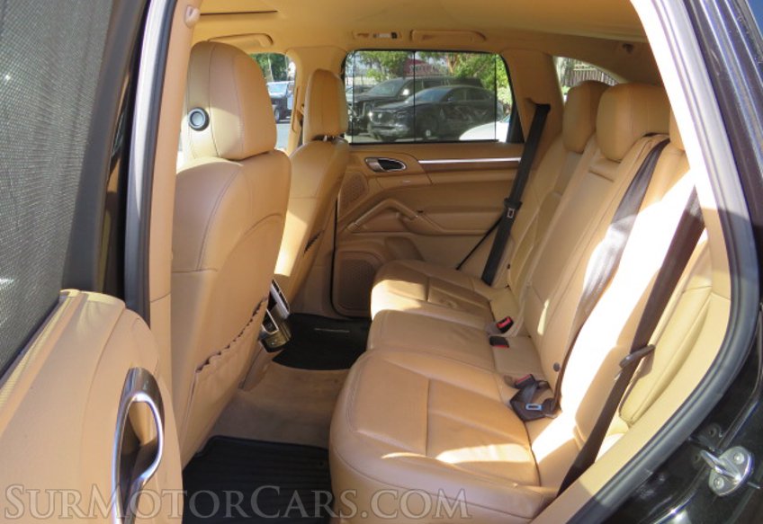 2012 Porsche Cayenne - Image 28