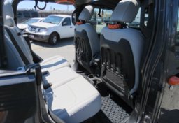 2022 Jeep Gladiator - Image 31