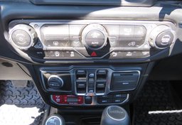 2022 Jeep Gladiator - Image 45