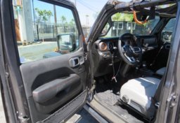 2022 Jeep Gladiator - Image 22