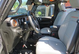 2022 Jeep Gladiator - Image 26