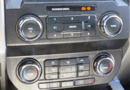 2021 Ford Super Duty F-350 SRW - Image 44