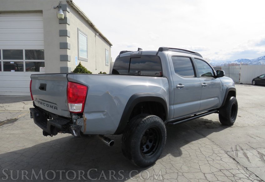 2020 Toyota Tacoma 4WD - Image 7
