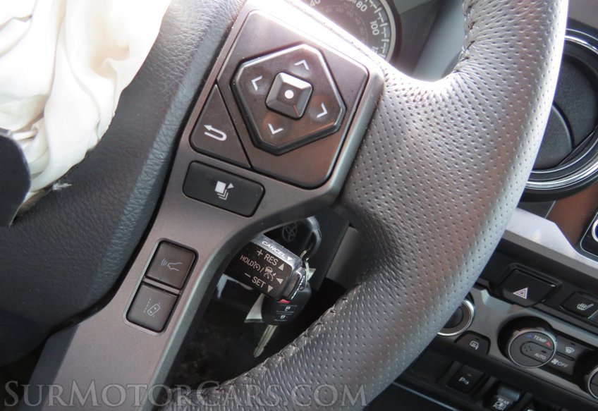 2020 Toyota Tacoma 4WD - Image 30