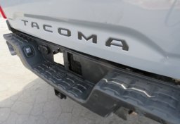 2020 Toyota Tacoma 4WD - Image 20
