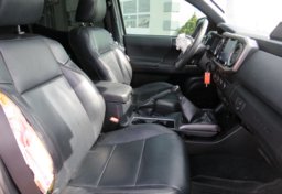 2020 Toyota Tacoma 4WD - Image 25