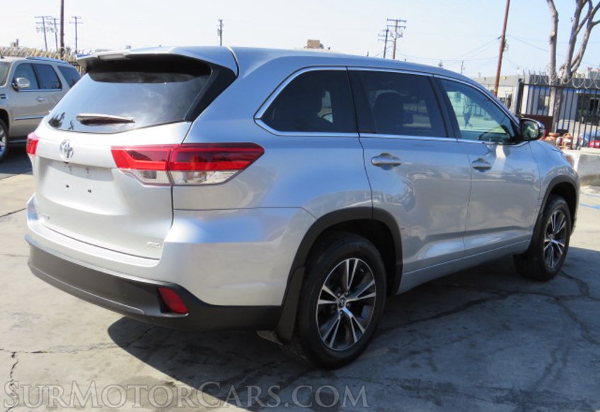 2018 Toyota Highlander - Image 9