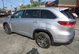2018 Toyota Highlander - Image 8