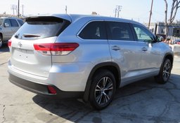 2018 Toyota Highlander - Image 9