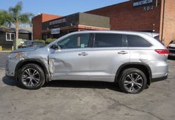2018 Toyota Highlander - Image 6