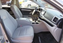 2018 Toyota Highlander - Image 33