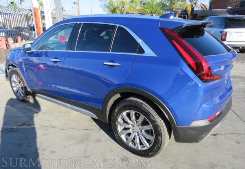 2021 Cadillac XT4 - Image 7