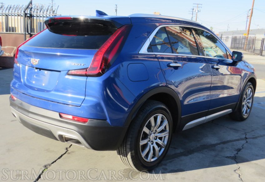 2021 Cadillac XT4 - Image 10