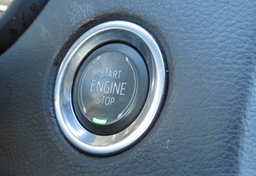 2021 Cadillac XT4 - Image 38