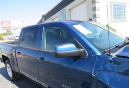 2017 Chevrolet Silverado 1500 - Image 17