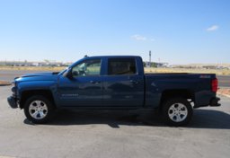 2017 Chevrolet Silverado 1500 - Image 11