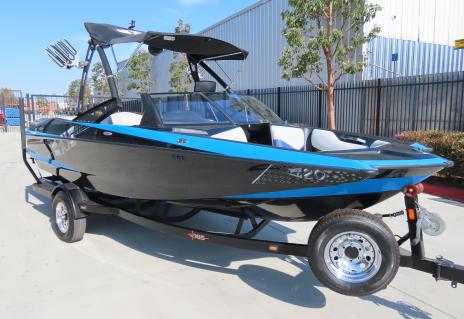 2011 Axis WAKE
