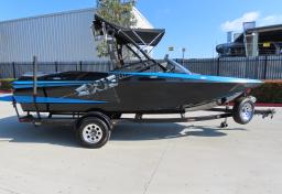 Thumbnail of 2011 Axis WAKE