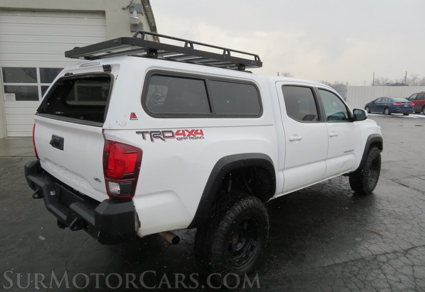 2019 Toyota Tacoma 4WD - Image 5