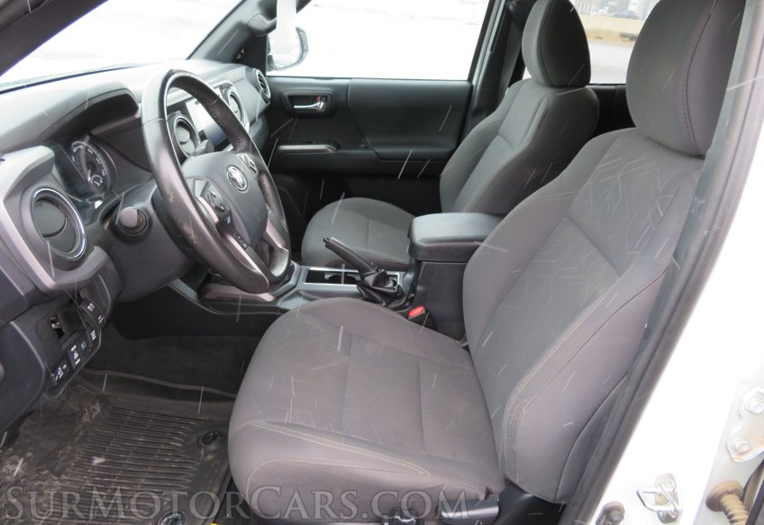 2019 Toyota Tacoma 4WD - Image 25