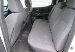 2019 Toyota Tacoma 4WD - Image 29