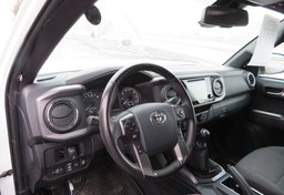 2019 Toyota Tacoma 4WD - Image 23